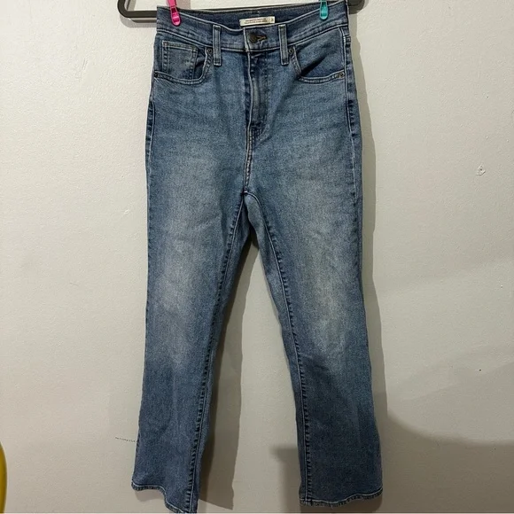 Levi’s (26Wx29L) High Waisted Crop Flare  Blue Women's Jeans - Picture 15 of 16